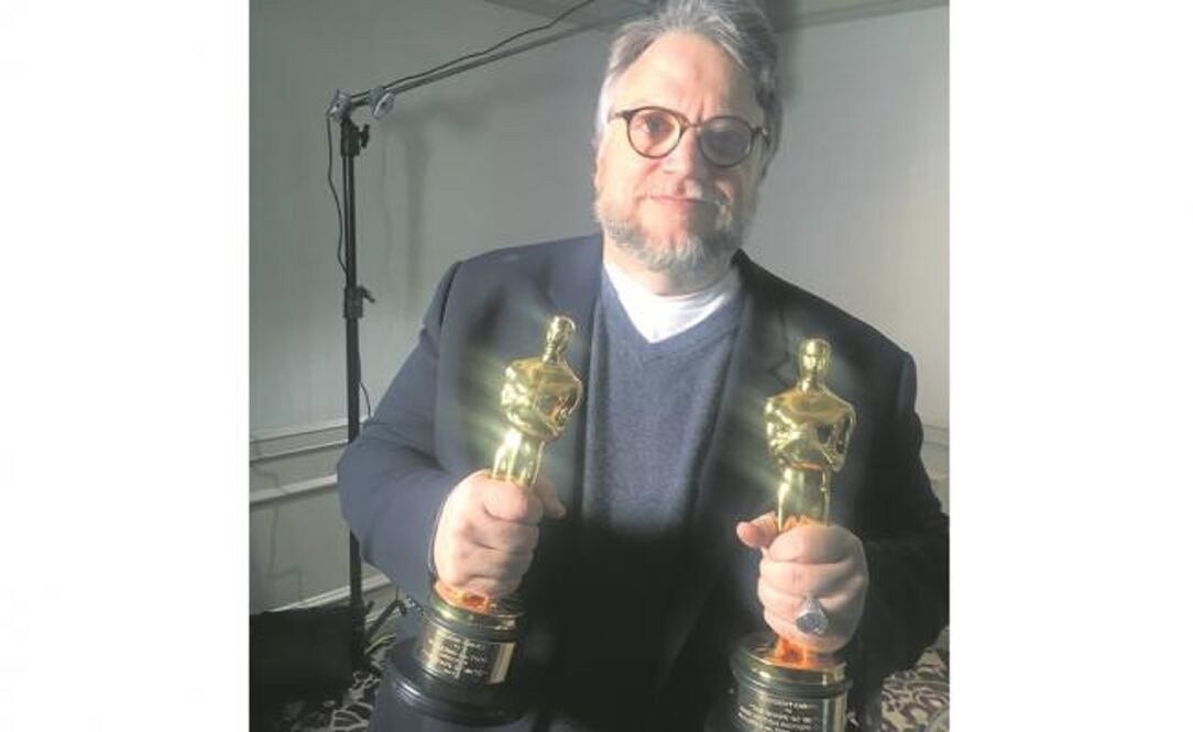 Traerá a sus “gemelitos”, como llama a sus Oscars, a México. Foto: JUAN MANUEL NAVARRO. EL UNIVERSAL Y AFP