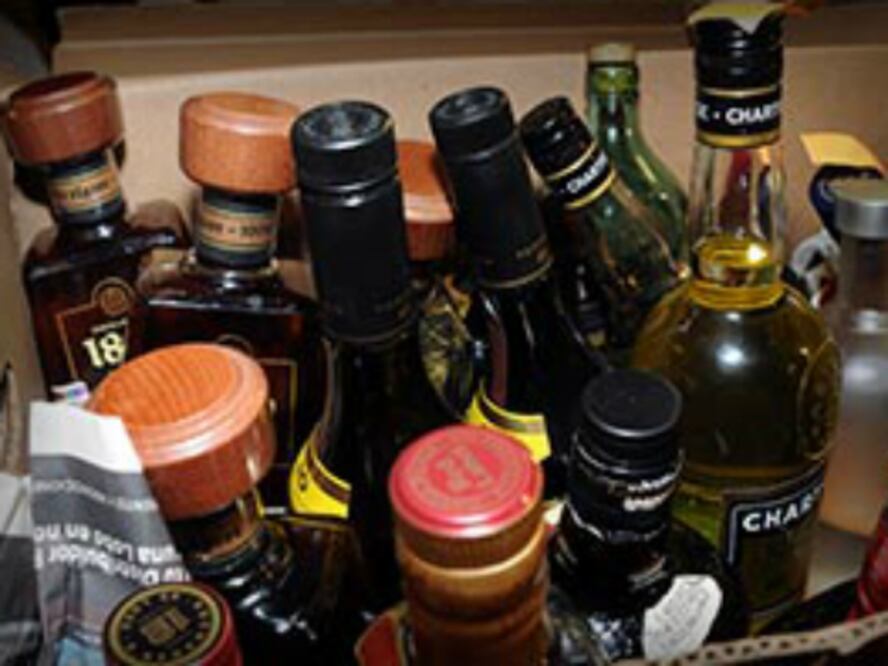 Clausuran antros sin licencia