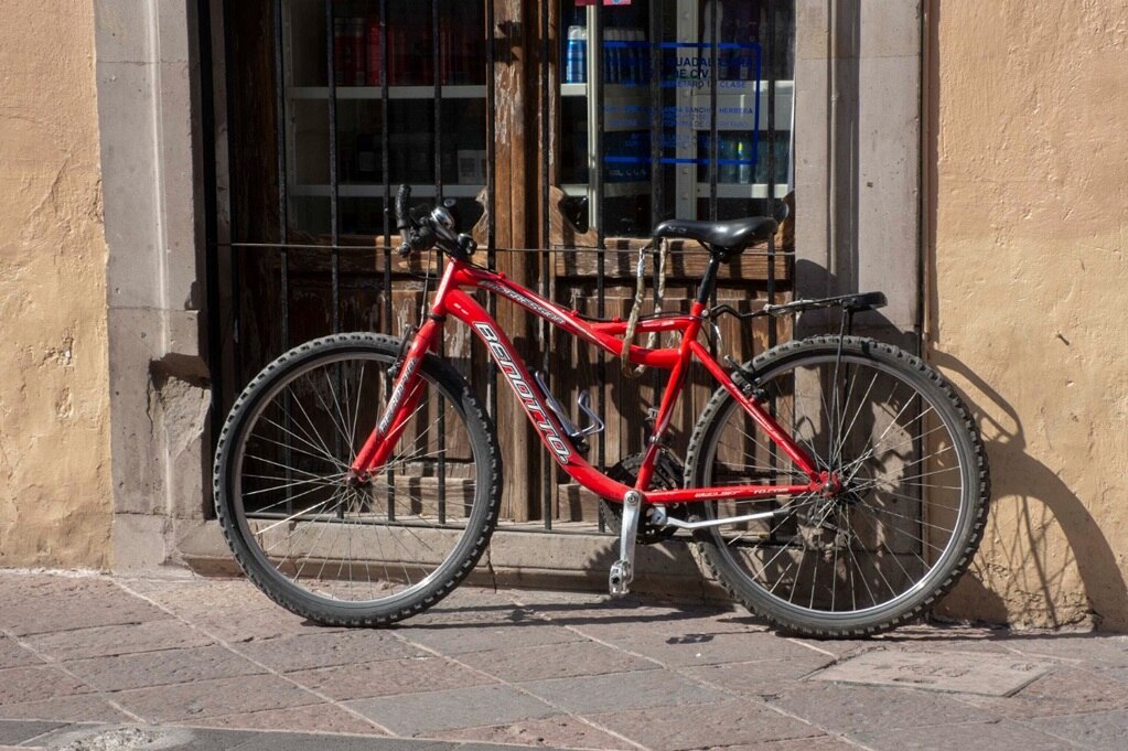 Calles del Centro de Querétaro, ruta segura para ciclistas