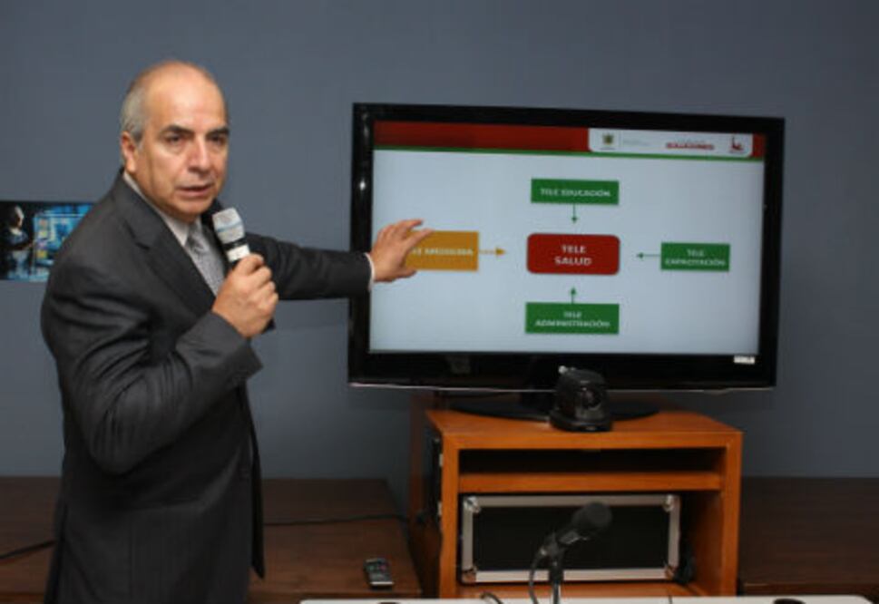 Más de mil consultas con telesalud