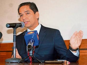 Proliferan abogados “coyotes”: Trabajo