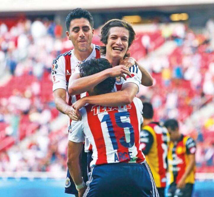 Chivas cobra vida en la porcentual