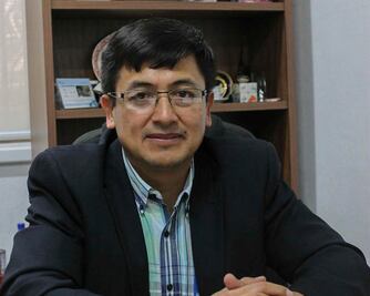 Docente de la UAQ ingresa a la AMC