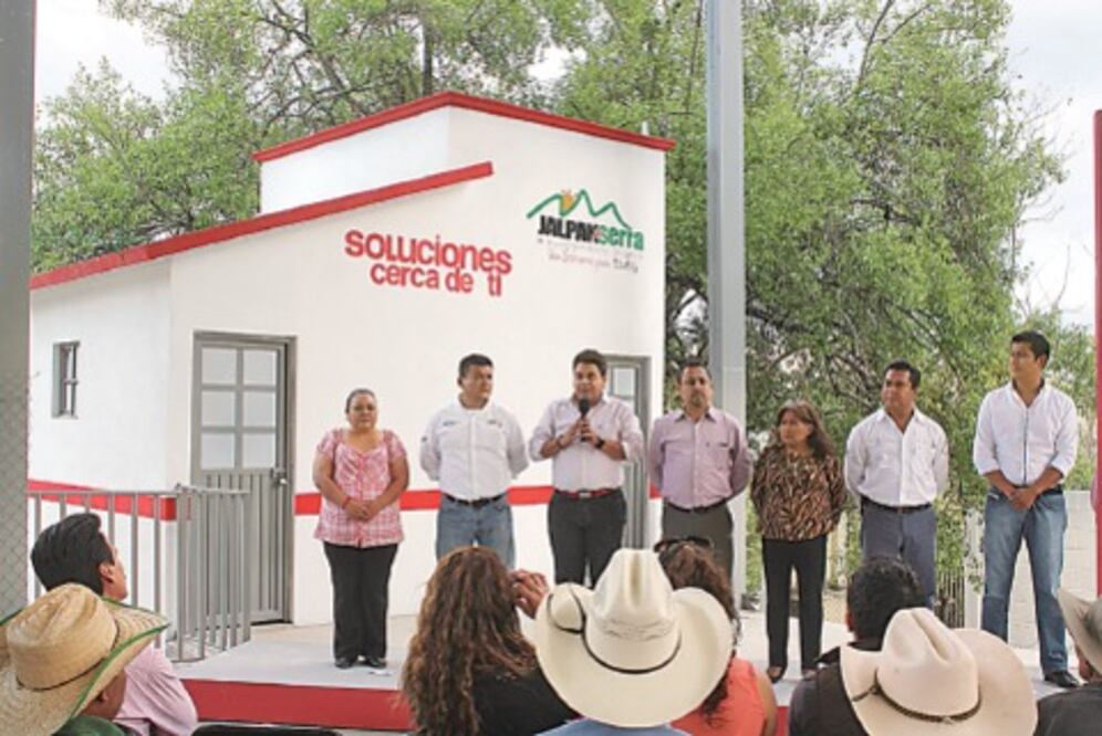 Abatirán rezago en vivienda y construcción