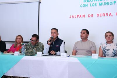 Firman convenio para regularizar la venta de alcohol en la Sierra de Querétaro