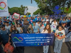 Caminata por el autismo pide respeto e inclusión