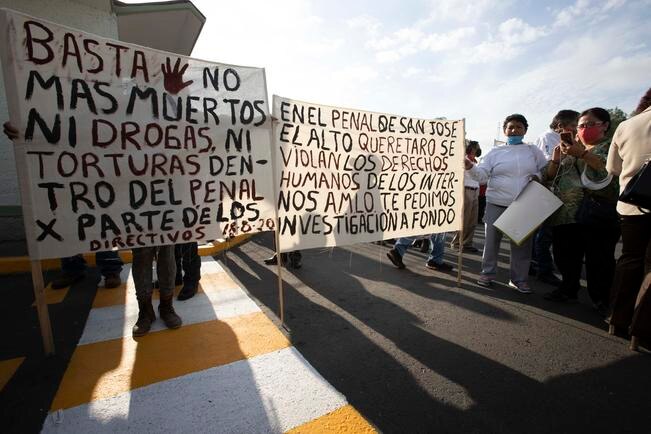 Gritos y jaloneos entre simpatizantes y opositores de la 4T