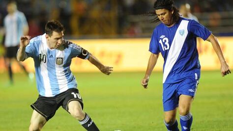 Messi da cátedra en Guatemala