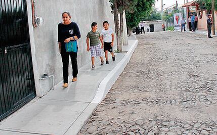 Entregan obras en Felipe Carrillo