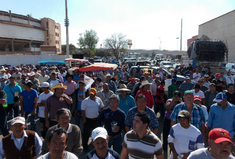 Se manifiestan ucedistas en la Santa María
