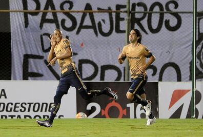 Pumas y Cruz Azul alistan duelo