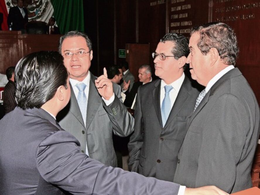 Avalan rehacer convocatoria para TAV