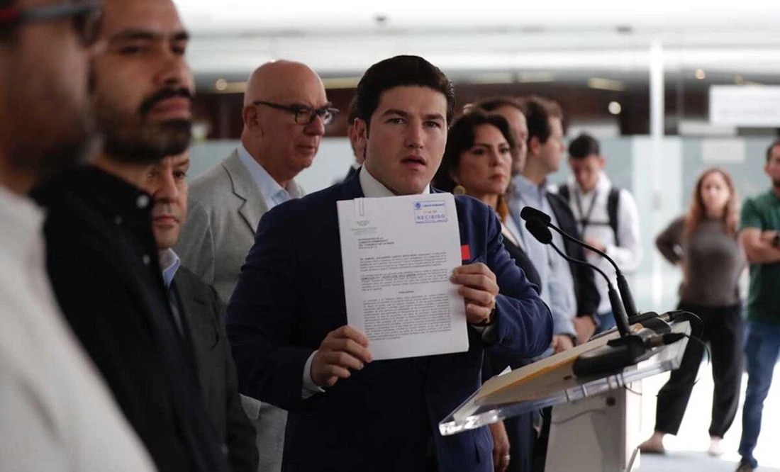 Samuel García presenta solicitud de juicio político contra fiscal de NL