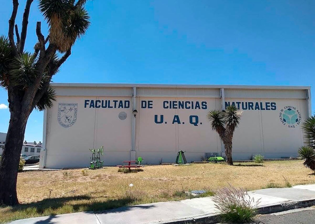 Estudiante de la UAQ acusado de zoofilia se ampara; juez ordena permitir la culminación de sus estudios 