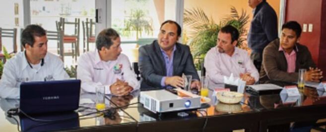 Buscan beneficiarse constructores locales