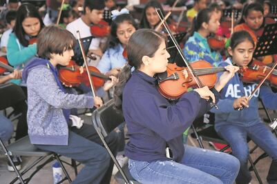 Dan continuidad a proyecto de Orquestas Infantiles en Querétaro