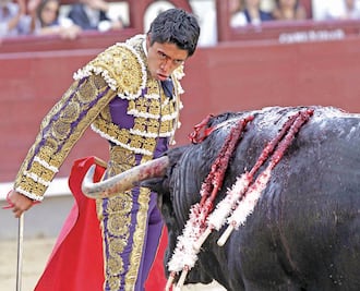 Flores pisa fuerte con el mejor lote