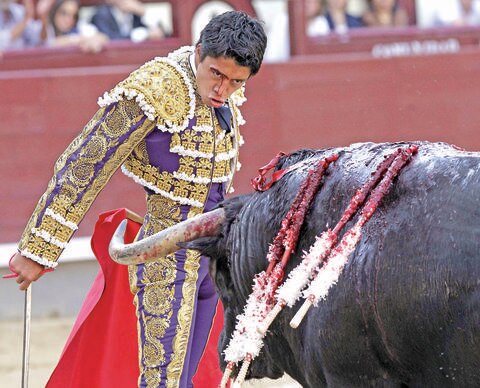 Flores pisa fuerte con el mejor lote