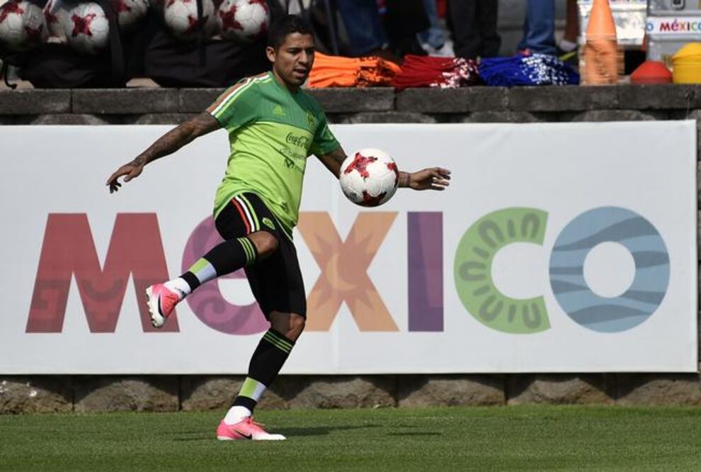 Javier Aquino es uno de los jugadores desequilibrantes que tiene Osoio como opción (PEDRO PARDO. AFP)