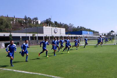“Consistencia es lo que falta a azules”