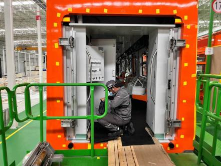 En Querétaro, se ensamblan los trenes del metro de la CDMX
