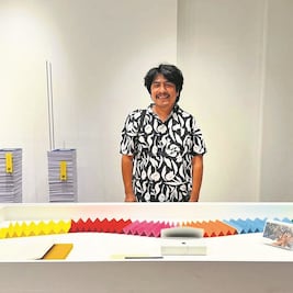 El escritor queretano Oswaldo García presenta su libro "Voices" en Nueva York