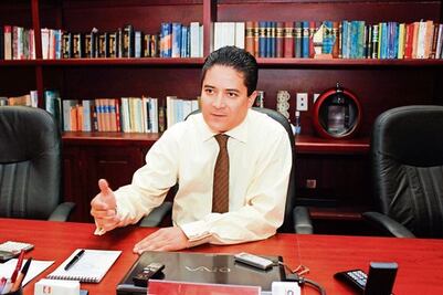 Carlos Ugalde quiere dirigir al PRI 