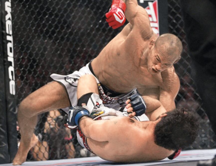 Enfrentará a su ídolo en UFC 198