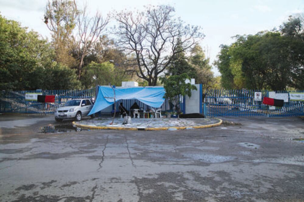 Hermetismo rodea la huelga de la UAQ