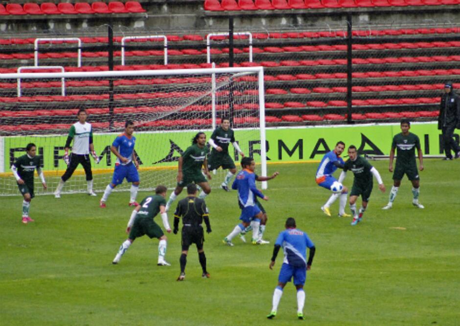 Gallos Blancos liga goleadas