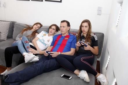 Mauricio Kuri: un papá orgulloso