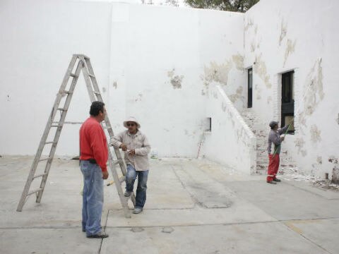 Empleados despedidos presentan denuncia 