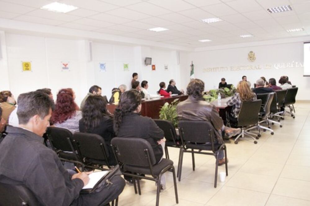 Dan seguimiento a transición digital