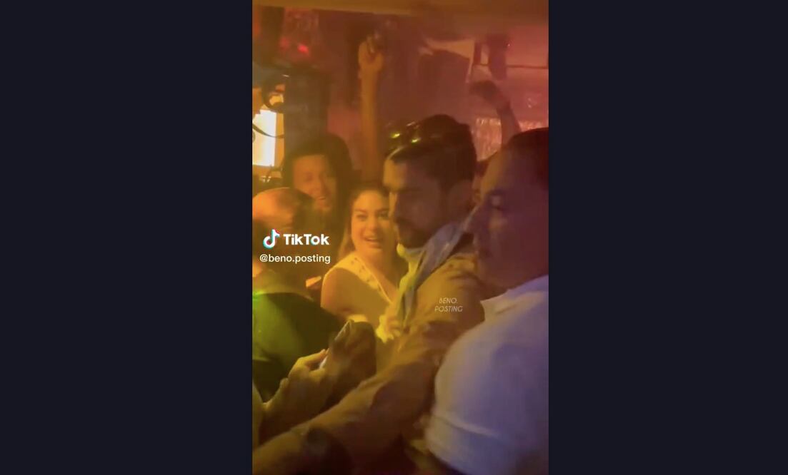 Filtran nuevo video de Bad Bunny arrebatando el teléfono de un fan, ahora en un antro