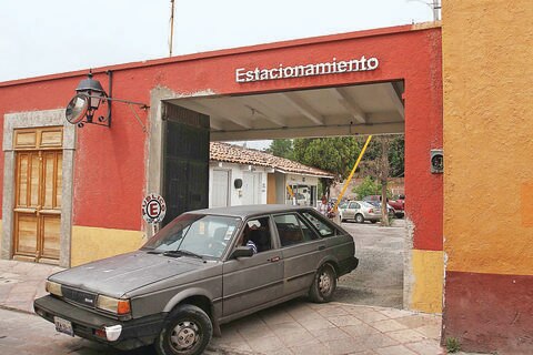 Advierten 50 espacios irregulares en el centro