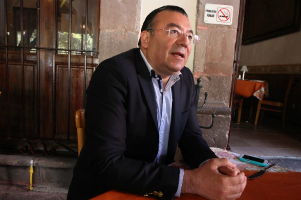 PRD trabaja en liderazgos