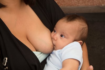 Mujeres donan más de 632 litros de leche materna