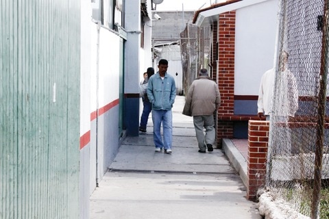 Ahorrarán cárceles por baja de ingresos 