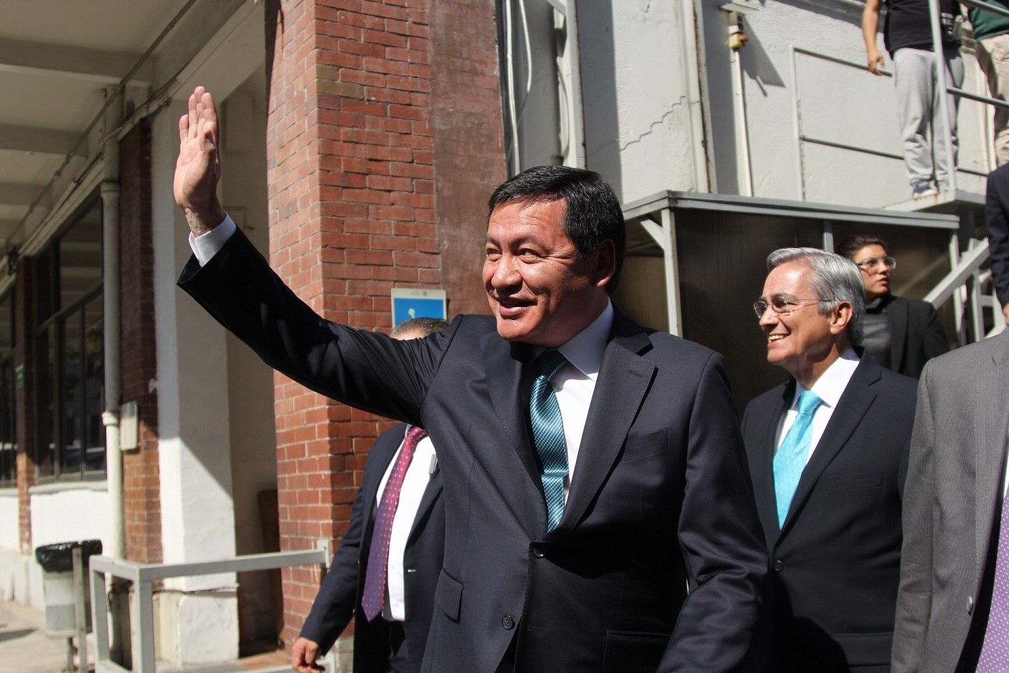 Pronto habrá declaraciones sobre posible salida de Segob, dice Osorio Chong