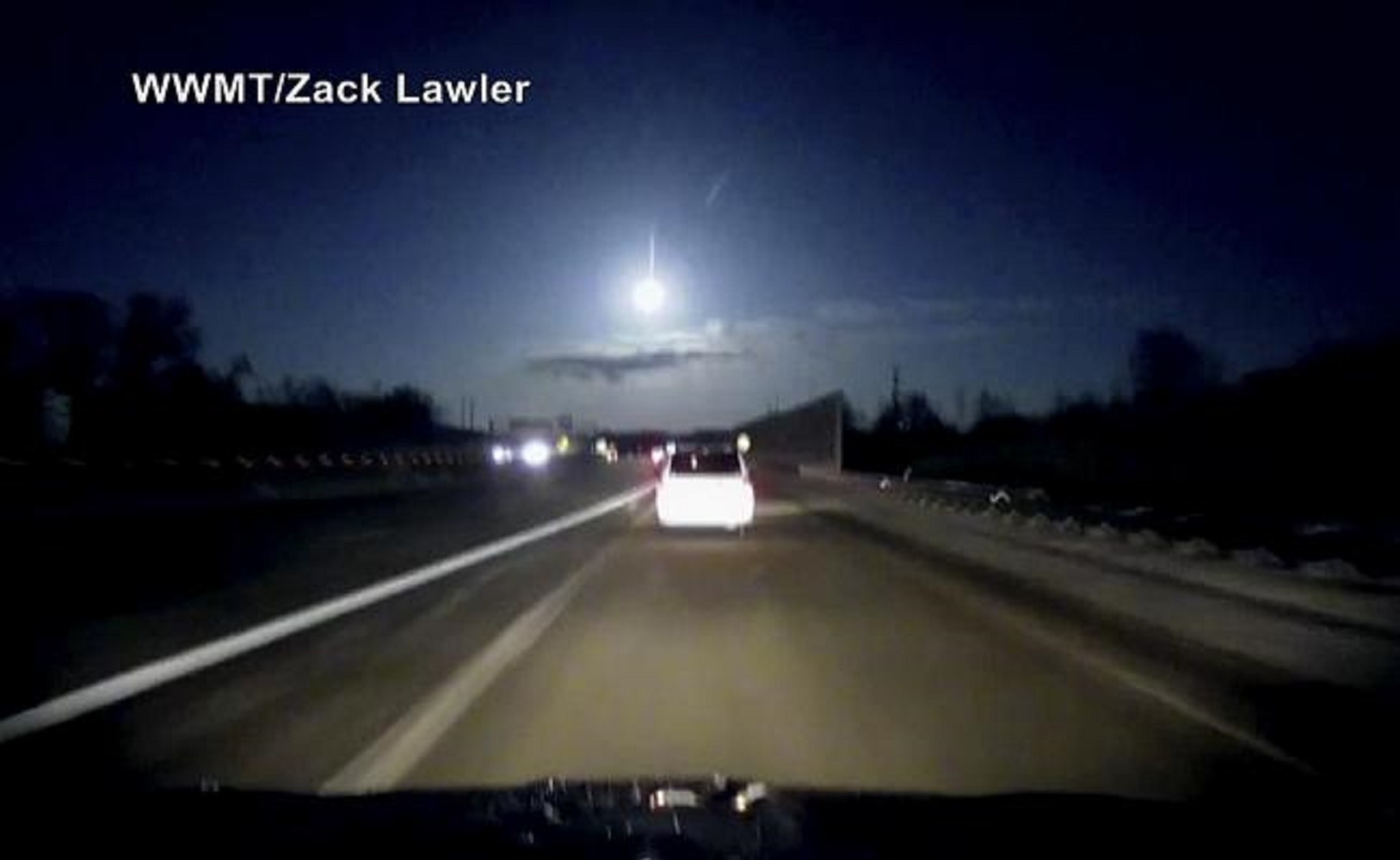 Reportan caída de meteorito en Michigan; causa sismo de 2 grados