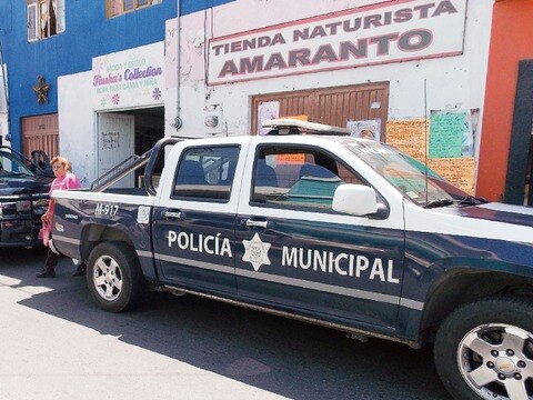 Arrestan a una mujer por hurto a comercio