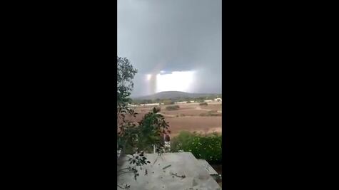 Viral. Captan tornado en San Juan del Río
