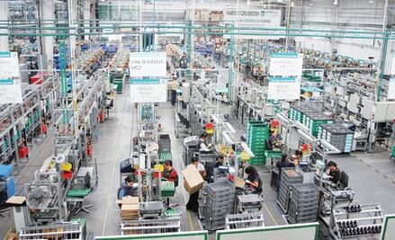 El Marqués percibe  5 mmdp  en inversión