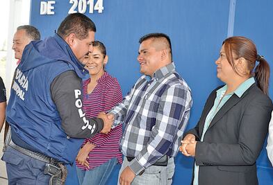 Sortean predios para policías de El Marqués