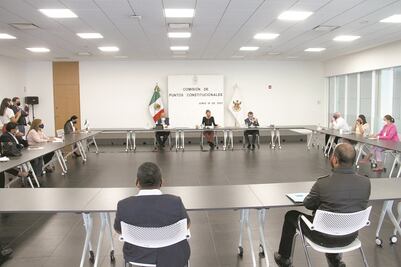 Avalan en comisión revocación de mandato