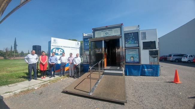 Rechaza Nafin 50% de créditos por estar en Buró
