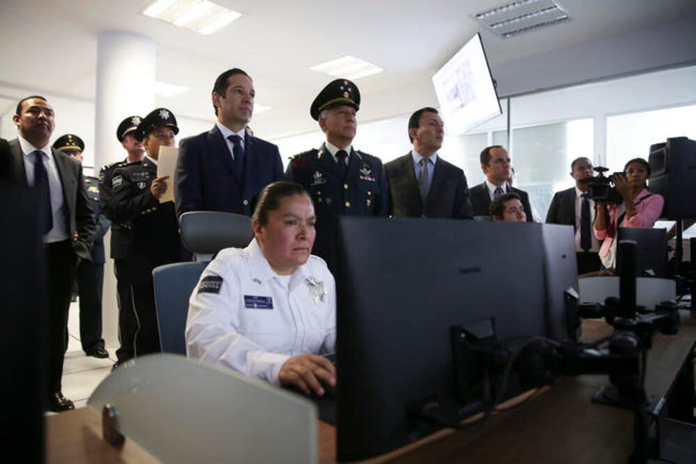 El C4, en San Juan del Río, cuenta con 66 cámaras que tienen una cobertura de 360 grados, tecnología True Light, así como postes, enlaces, muro de video, servidores y software de gestión de operación intuitiva (Especial)