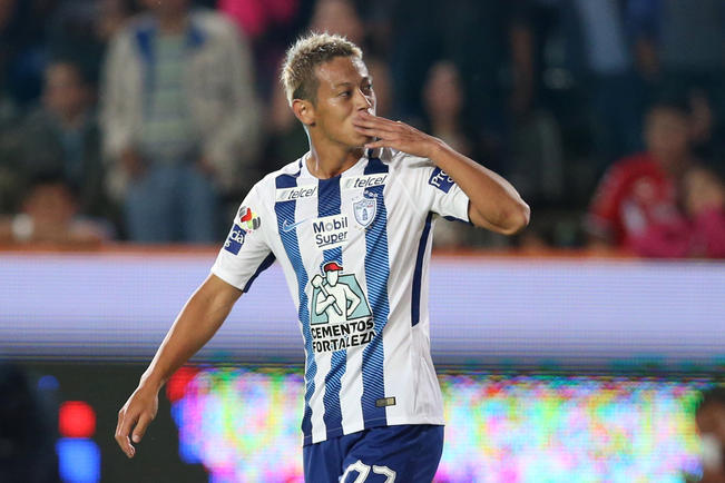 Keisuke Honda debuta con gol