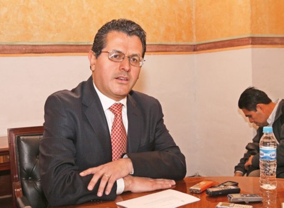 Diputado  se reporta estable tras accidente