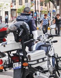 Reprobados  y cesados,  2 policías de Corregidora